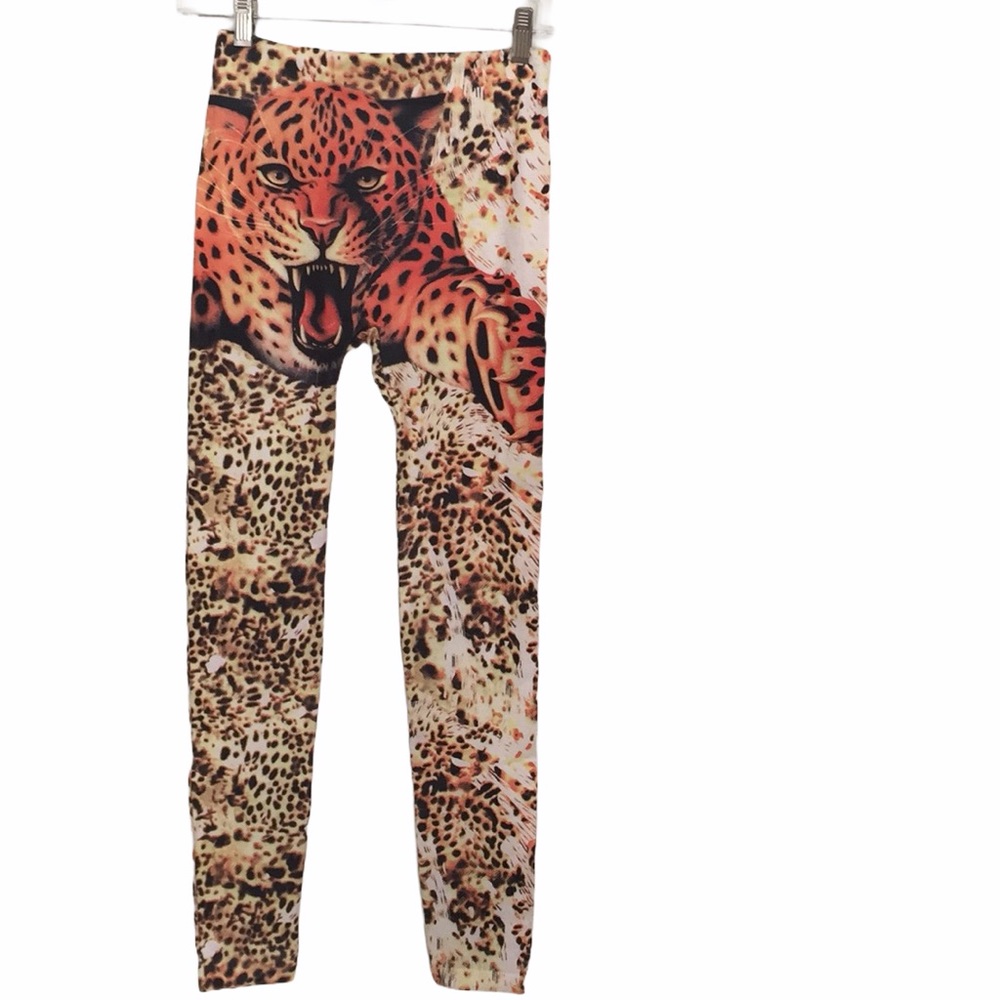 NWOT Bold Animal Print Stretch Leggings Tiger Face Graphic